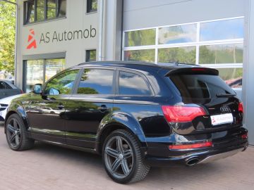 Audi Q7 - 4