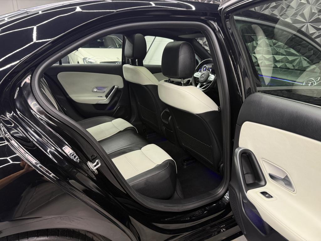 Mercedes-Benz A 180d AMG Limousine, Foto 39 von 50