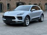 Porsche Macan Basis PANORAMA-DACH*KAMERA 360*PASM* - mit Benzin-Antrieb: Silber, Panorama Dach
