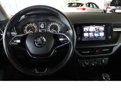Fahrzeugabbildung Skoda Fabia 1.0 Ambition LED,Einparkhilfe,Top-Zustand