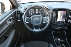 Fahrzeugabbildung Volvo XC40 T5 AWD Autom. R-Design INTRO*PANO*ACC*AHK*