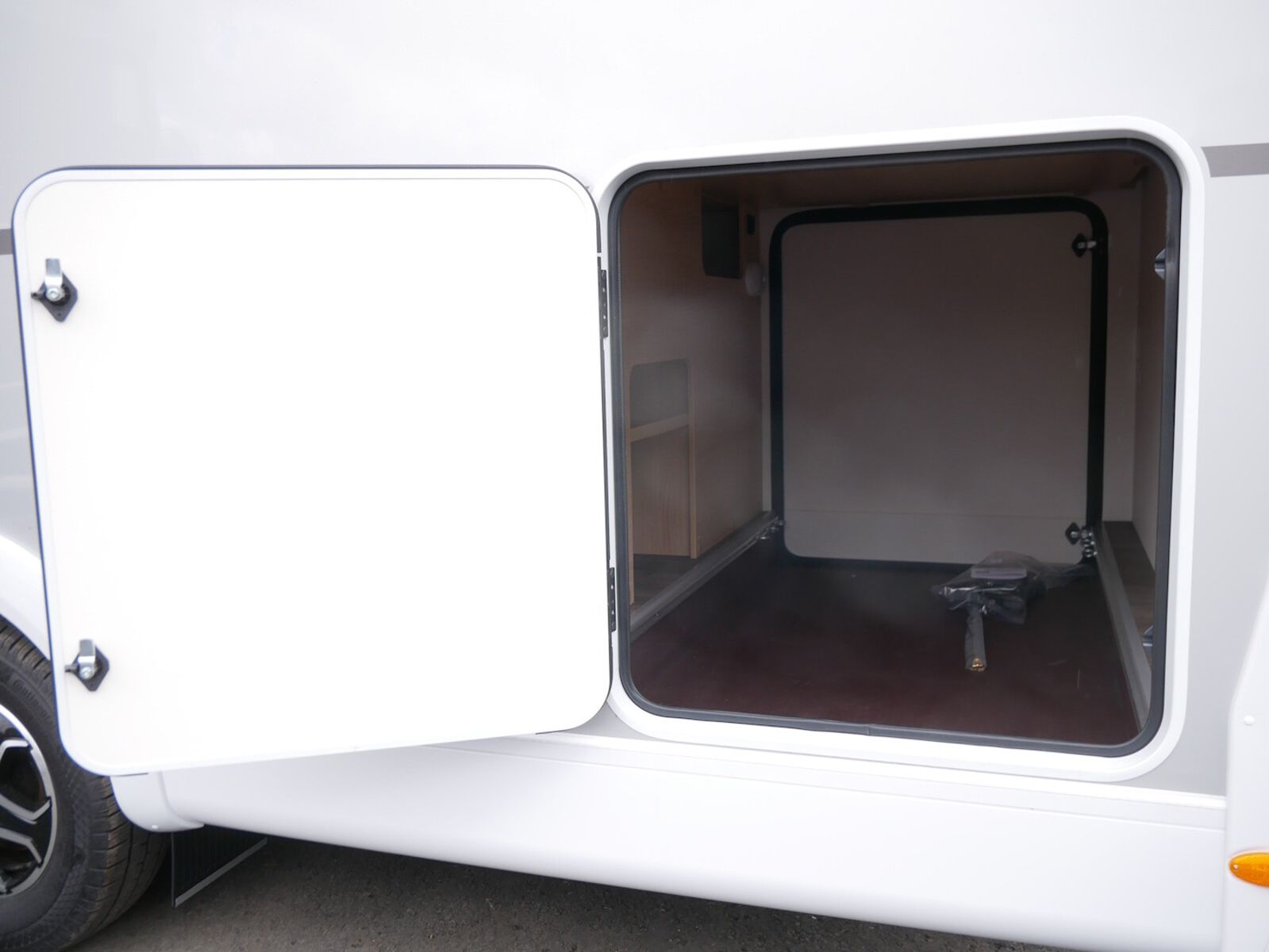 Fahrzeugabbildung Sunlight Adventure I 68 180PS,Aut.Combi6E,4,4