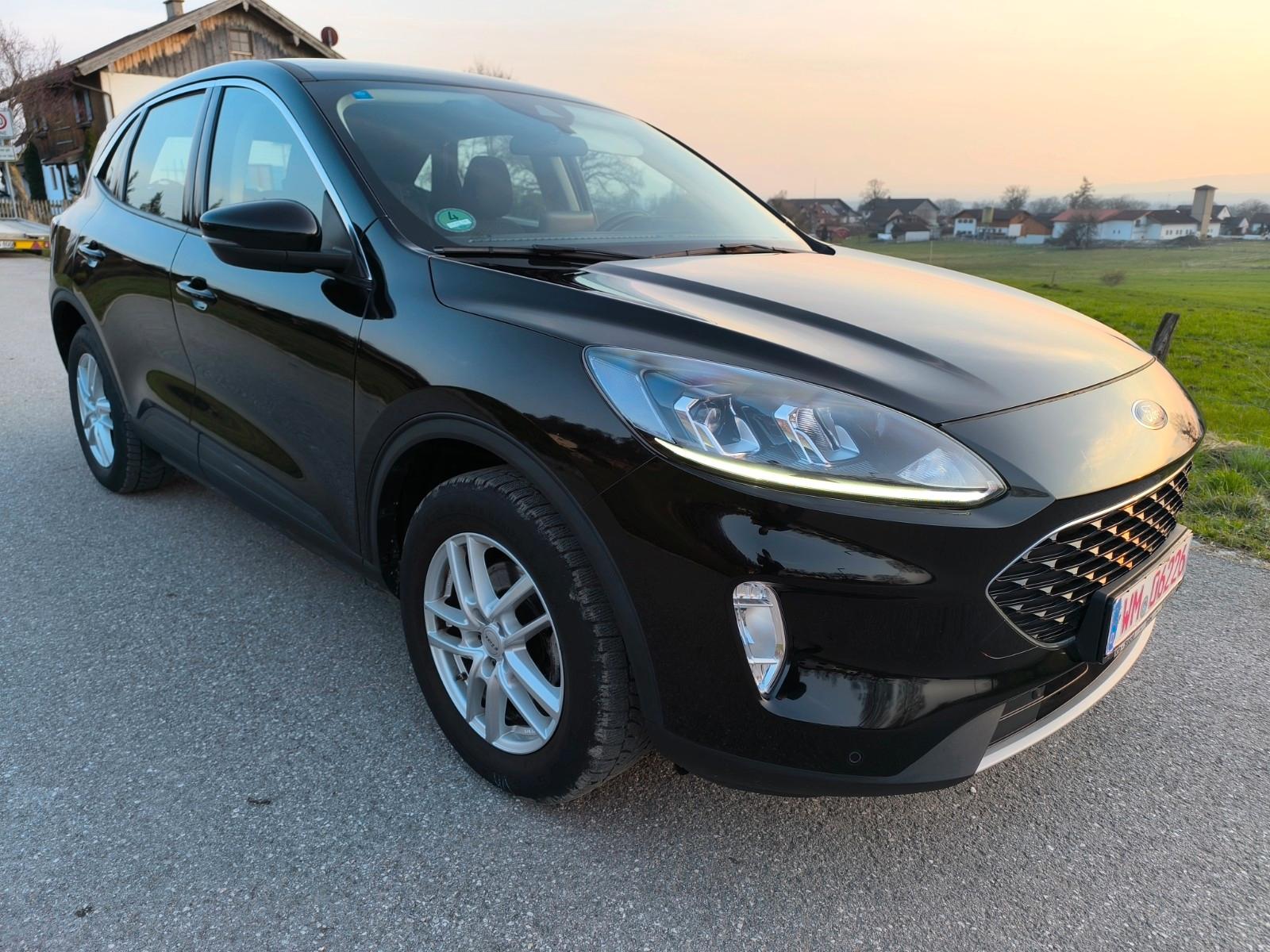 Ford Kuga Cool & Connect
