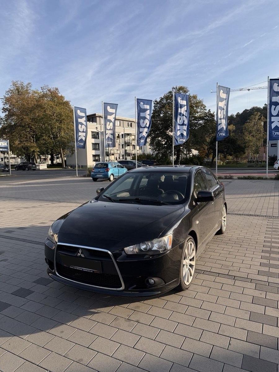 Mitsubishi Lancer