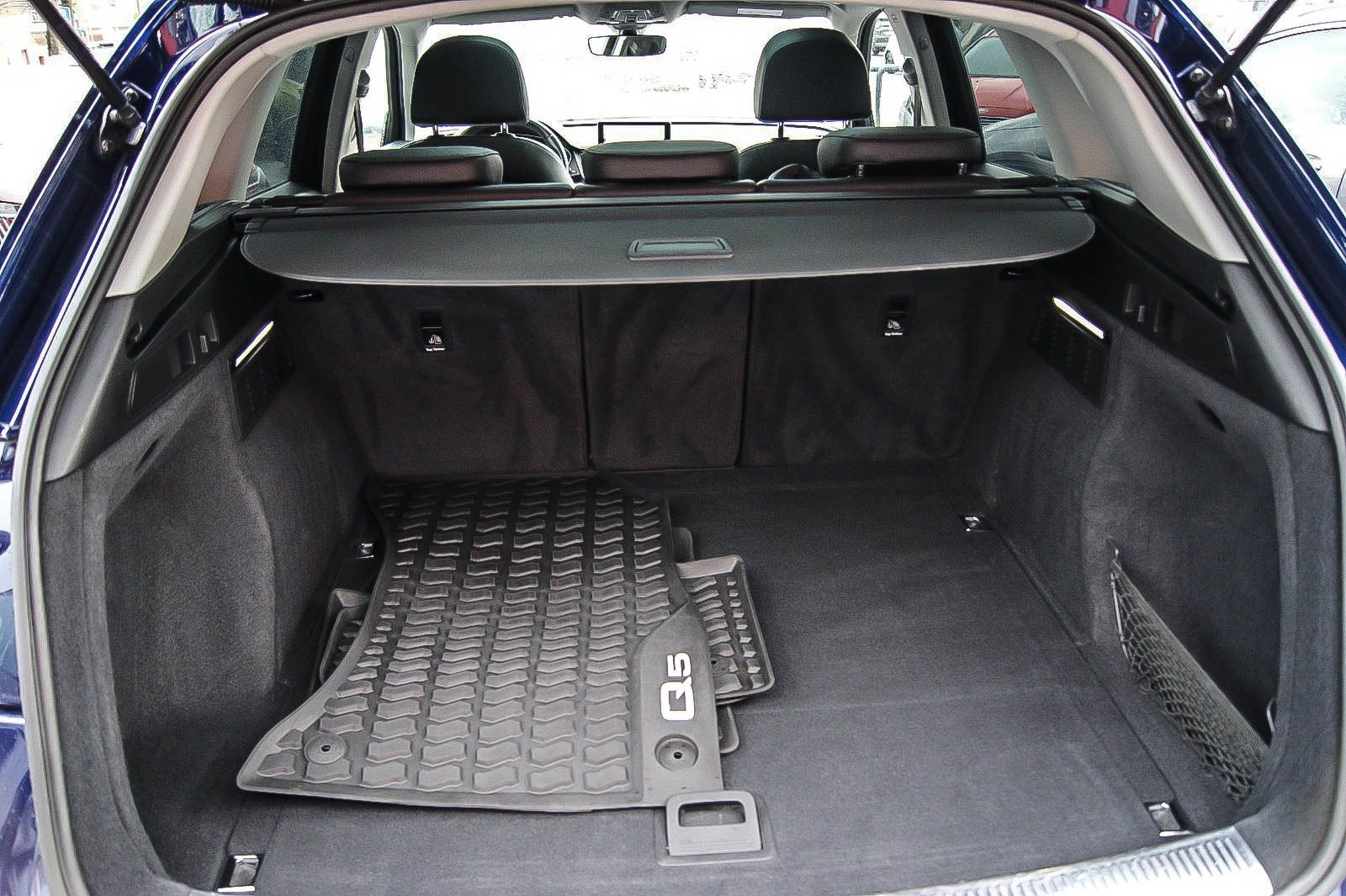 Fahrzeugabbildung Audi Q5 40 TDI quattro S tronic MATRIX LED PANORAMA