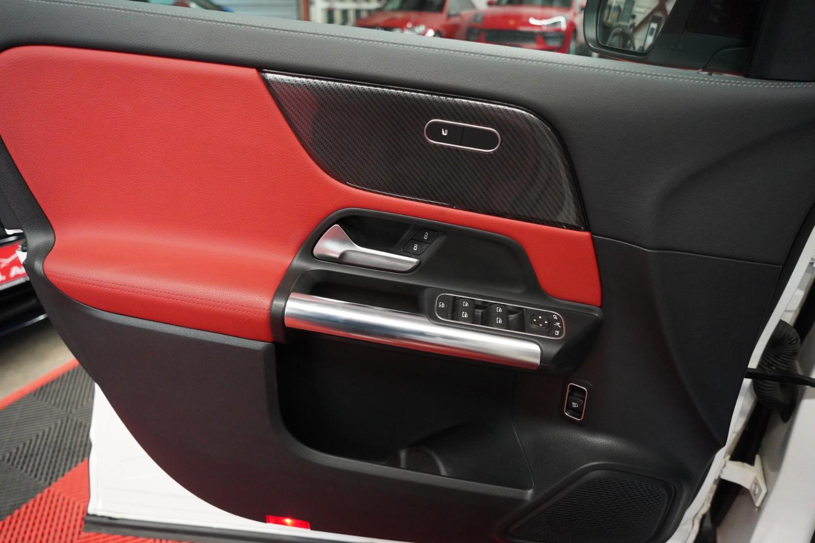 Mercedes-Benz GLA 200 AMG *2.Hand*Unfallfrei*Keyless Go*Pano*