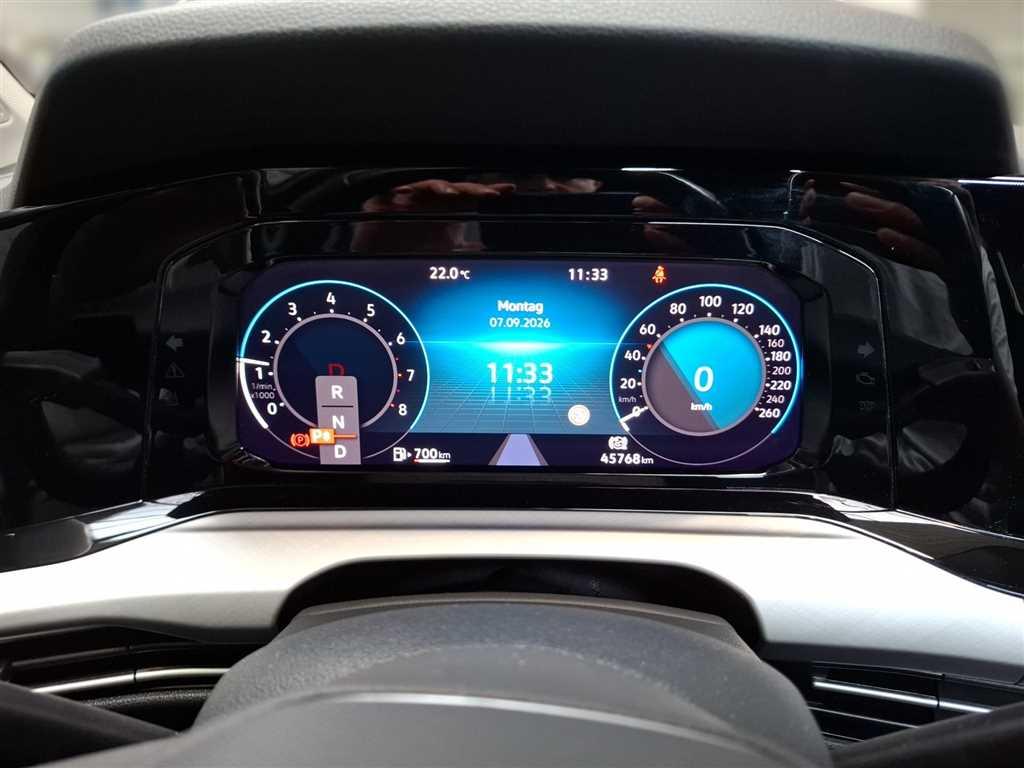 Volkswagen Golf Variant Life 1.5 eTSI DSG Business Premium, миниатюра 10