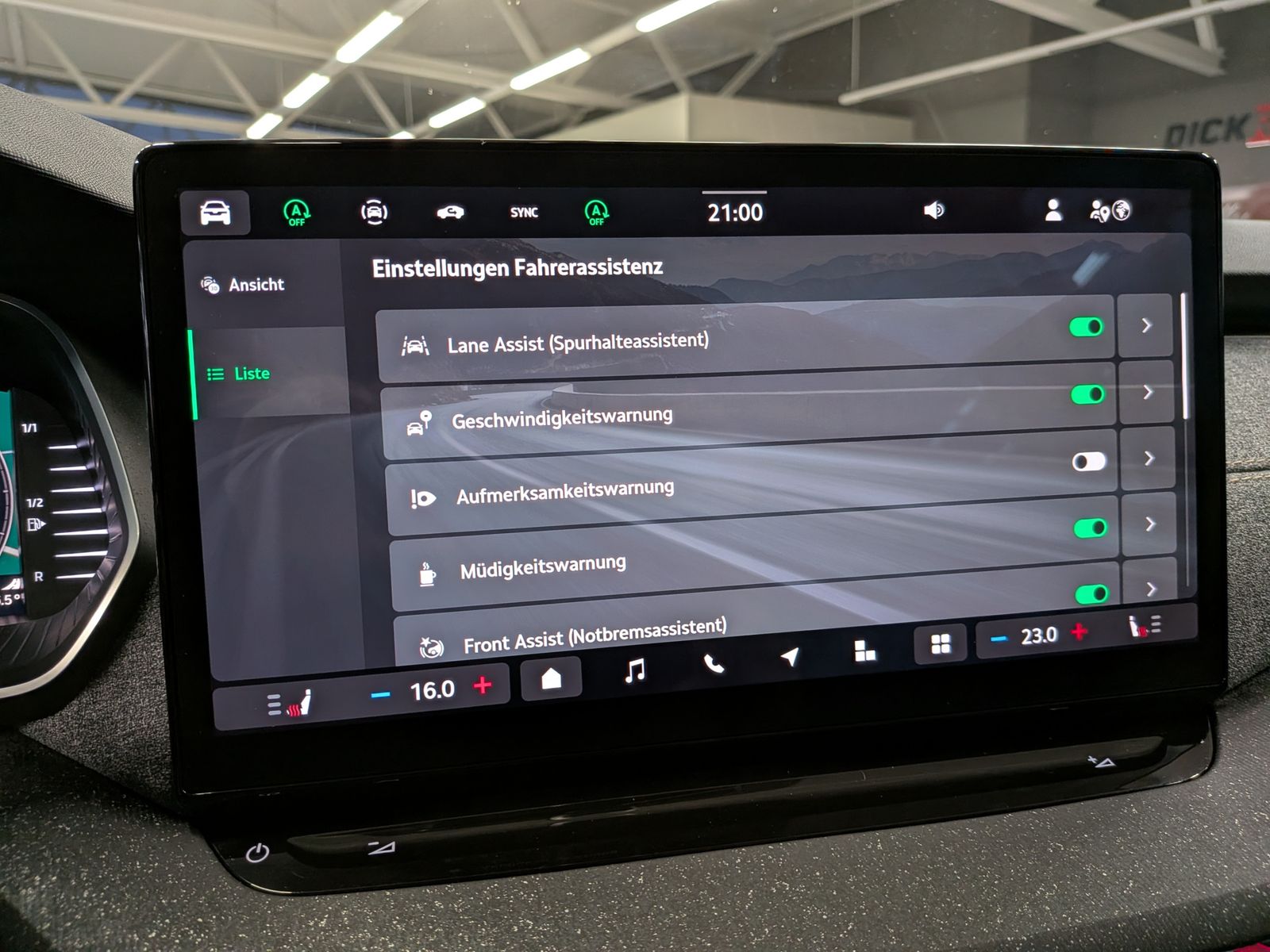 Fahrzeugabbildung SKODA Octavia 1.5 TSI mHEV DSG ACC Style-Paket AHK 17"