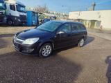 Opel Astra Sports Tourer 1.6 INNOVATION 85kW Auto... - Opel Astra aus 2010: Sports Tourer