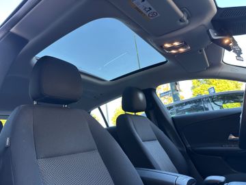 Mercedes CLA 180 Shooting Brake - 8