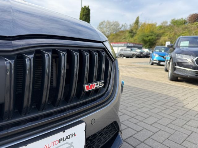 Skoda Octavia Combi RS-LED-AHK-SHZ-CarPlay-Ambi