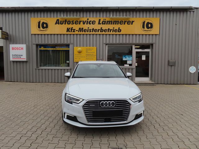 Audi A3 Sportback 40 e-tron design  1.4 TFSi