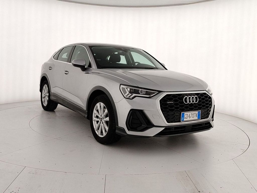 Image of Audi Q3