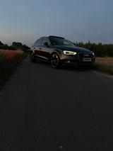 Audi A3   8v VOLL Scheckheft 1.4 TFSI XENON - Audi A3 mit Benzin-Antrieb: Kleinwagen, 1.8