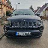 Jeep Compass 2.4 Limited 4WD Limited  - Jeep Compass mit Benzin-Antrieb: Allradantrieb, Geländewagen, 2.4