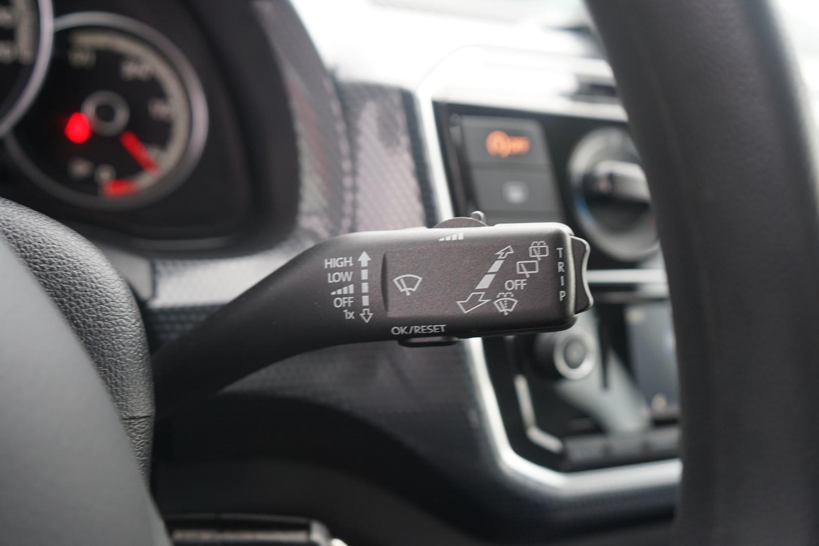 Volkswagen Up 1.0 MPI Kamera Sitzheizung Tempomat DAB, миниатюра 17