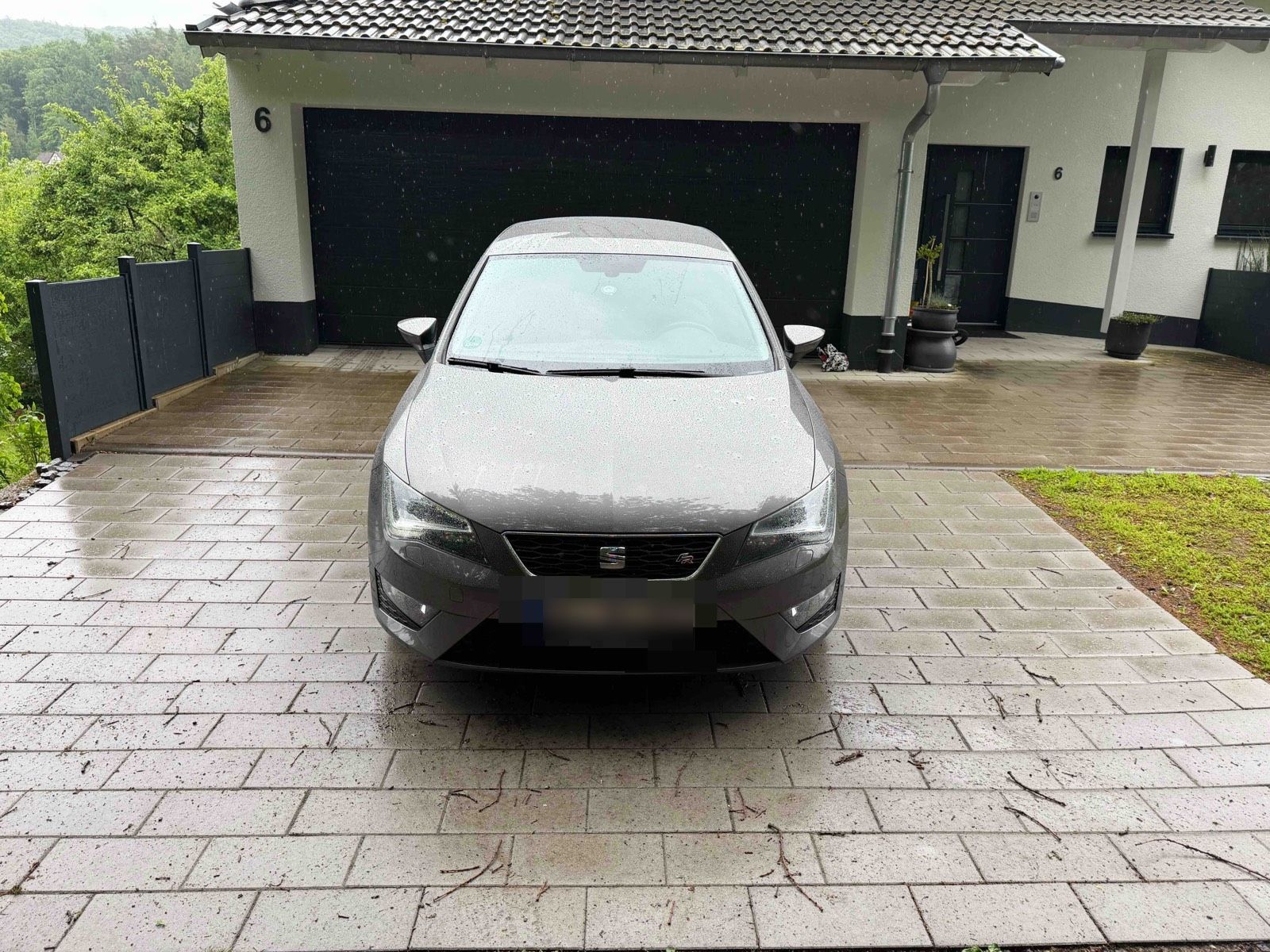 SEAT Leon 1.4 TSI ACT 110kW FR - TÜV / Reifen NEU