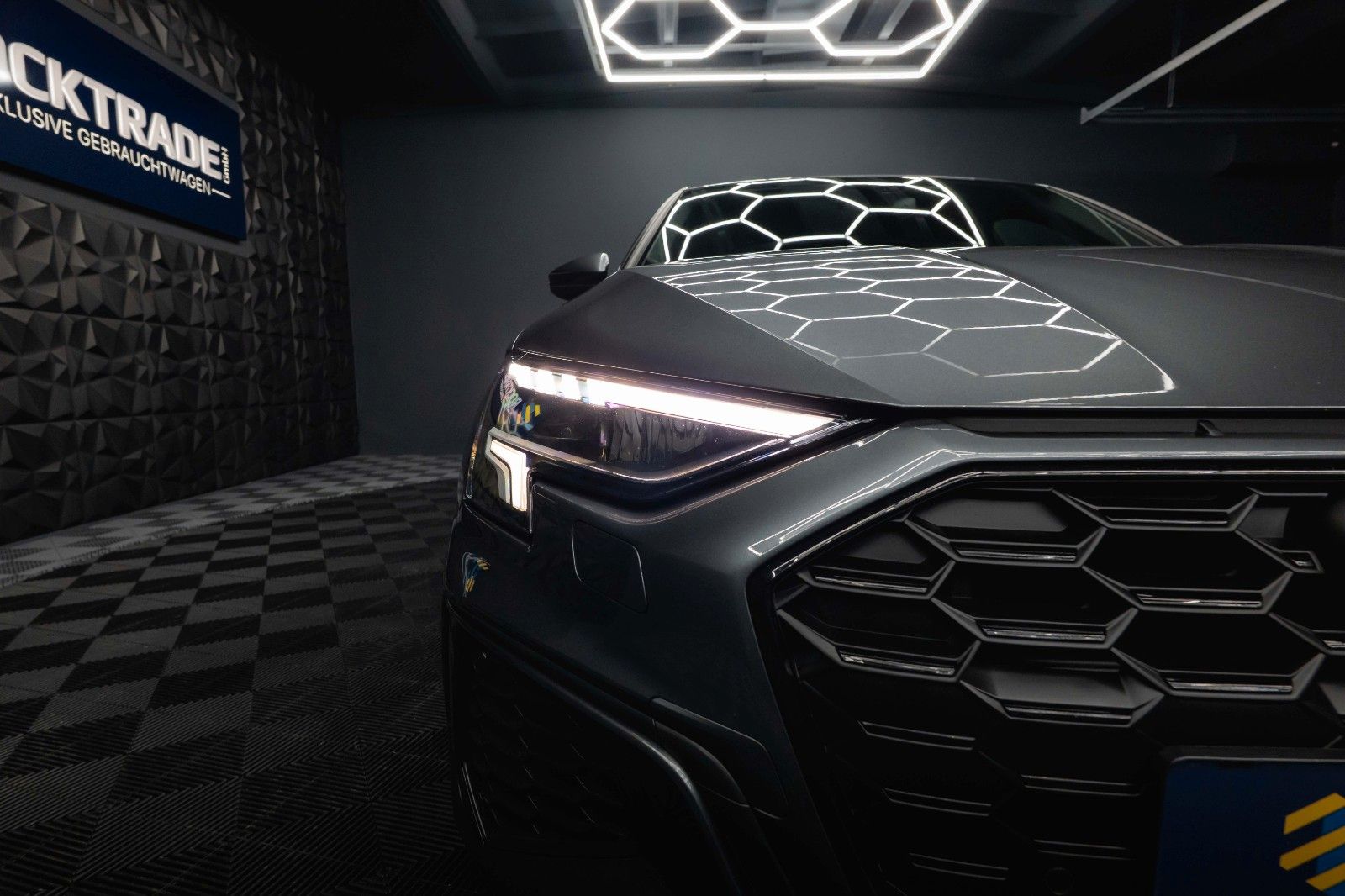 Fahrzeugabbildung Audi A3 Sportback 45 TFSIe S line Plus Night*ACC*B&O*