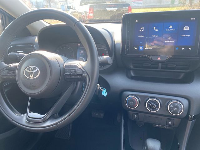 Yaris 1.5 Style KLIMA RÜCKFAHRKAMERA ACC LED
