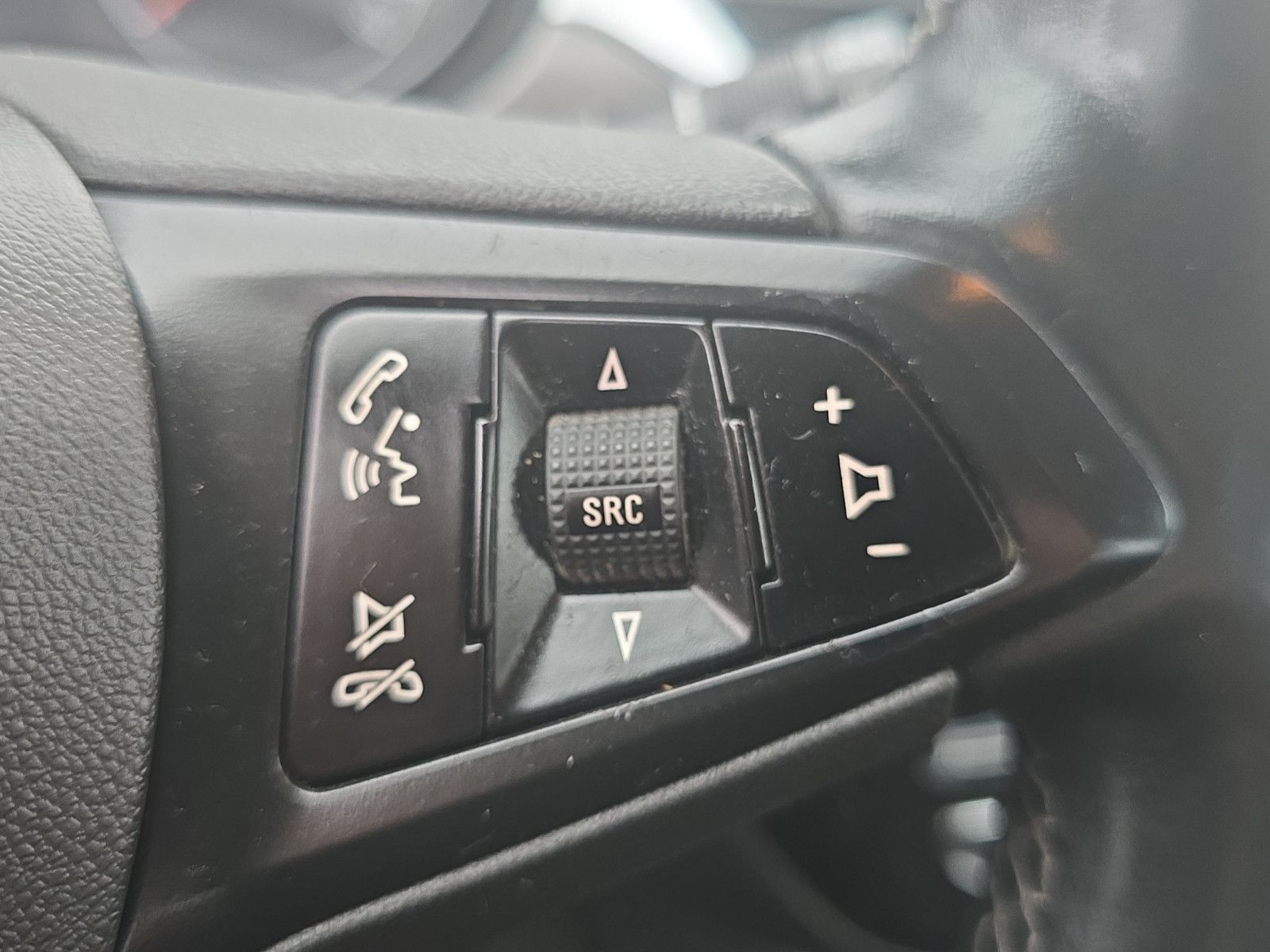 Fahrzeugabbildung Opel Corsa E Innovation ecoFlex TEMPOMAT SHZ LHZ