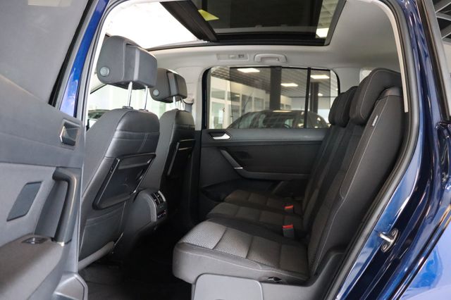 Fahrzeugabbildung Volkswagen Touran 1.6Ltr Comfortline |7SITZER|PANO|SHZ|PDC|