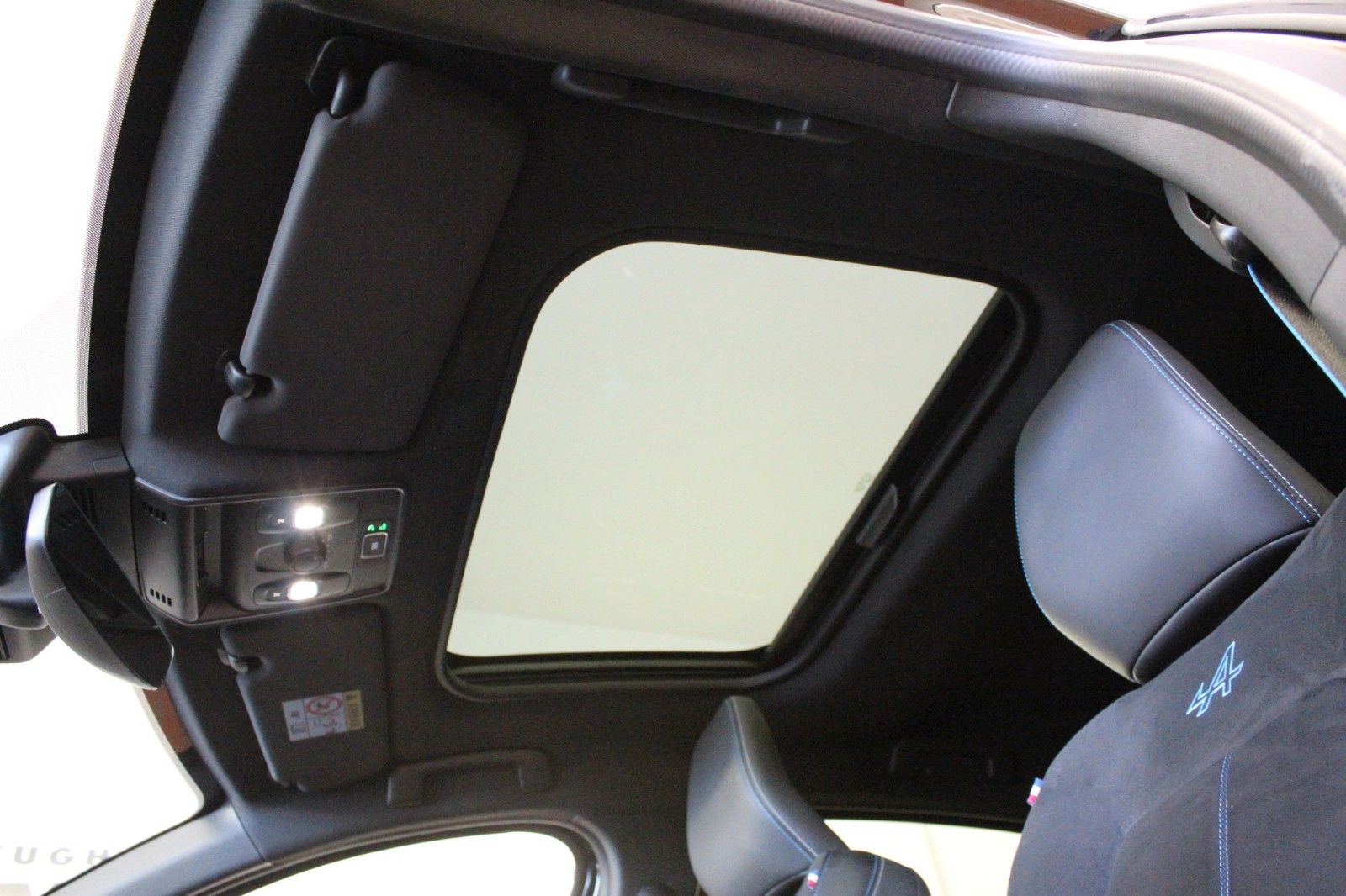 Fahrzeugabbildung Renault Arkana E-Tech Full Hybrid 160 Esprit Alpine