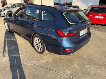 BMW 320 - 4