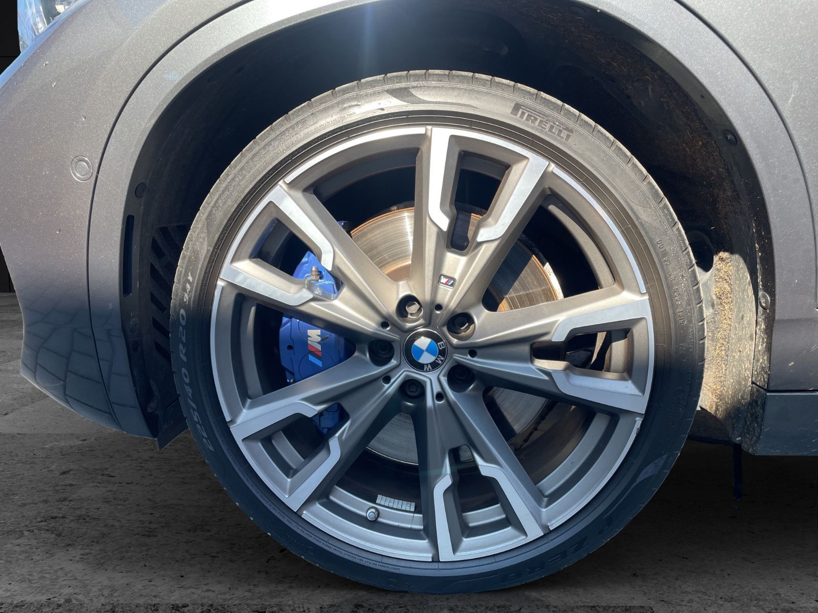 Fahrzeugabbildung BMW X2 M35i xDrive *Automatik*Allrad*Head-up*H&K*