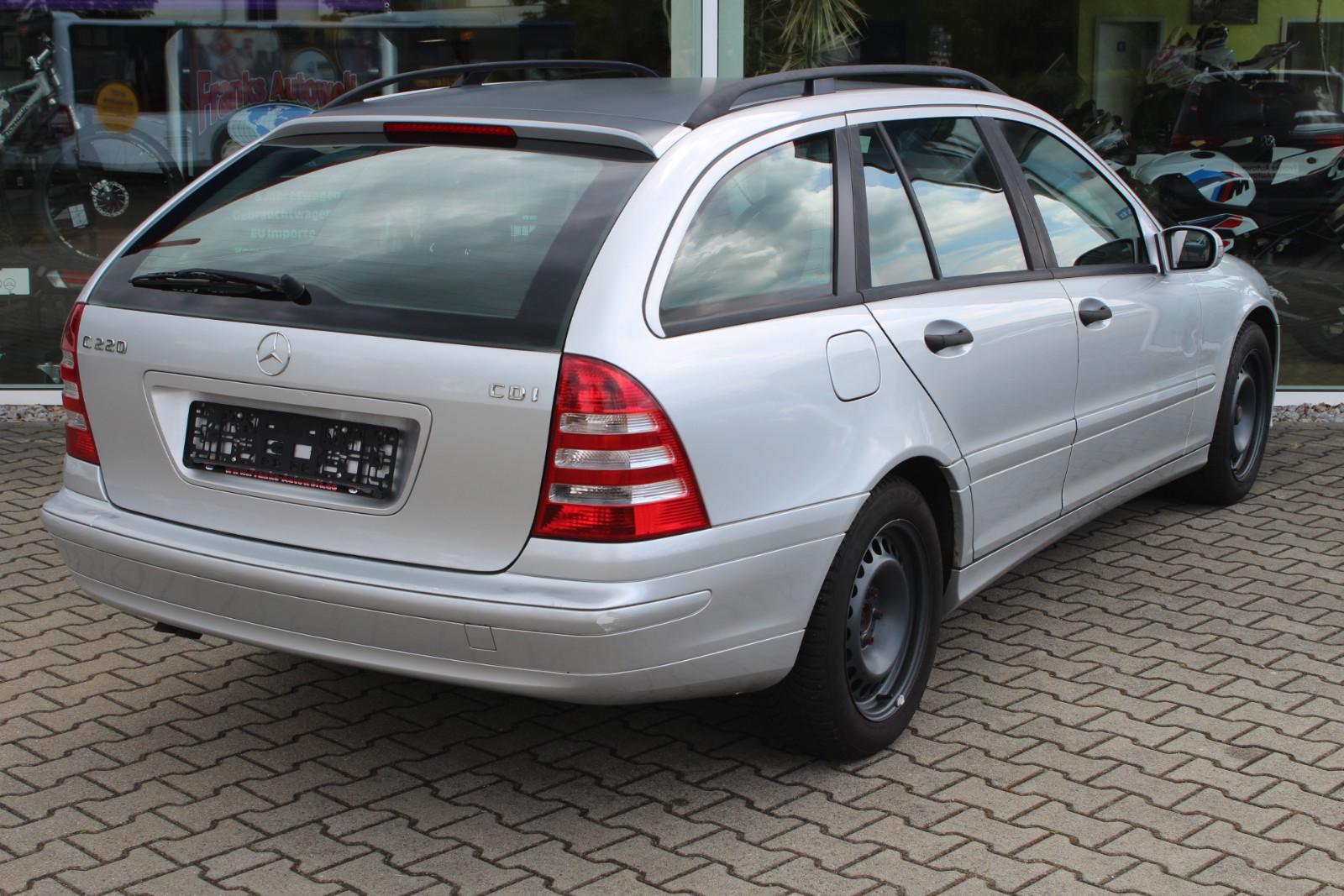 Mercedes-Benz C220 2006 — photo 8
