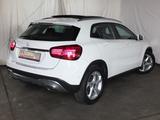 Mercedes-Benz GLA 180 PANORAMADACH LED NAVI AHK 18 Zoll LMF PT - Mercedes-Benz GLA-Klasse Gebrauchtwagen in Köln