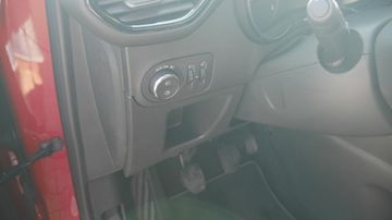 Bild 8 Opel Crossland (X) Crossland (X)(2017->) Elegance