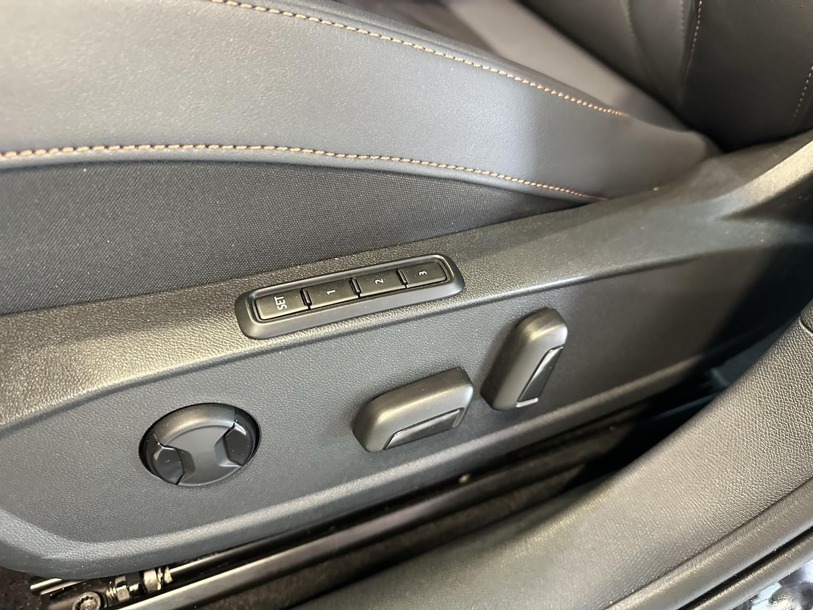 Cupra Leon VZ Sennheiser Progr.Design Pano 19 ́ ́Pure P., миниатюра 8