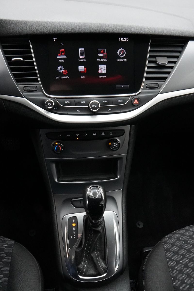 Fahrzeugabbildung Opel Astra K Sports Tourer Edition *Autom*Navi*