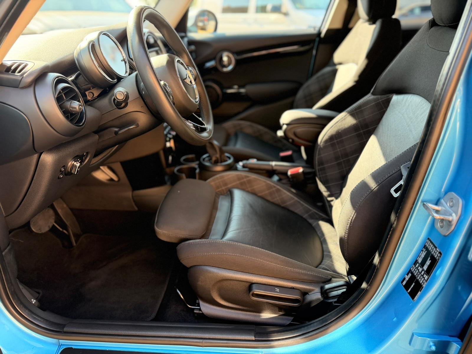 MINI Cooper LED SHZ Navi Tempomat Teilleder Kamera