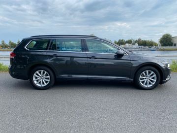 Volkswagen Passat - 6