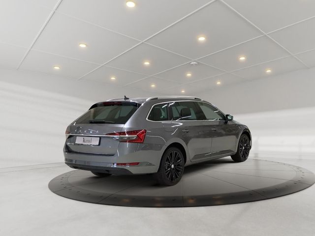 Superb Combi Style 2,0 TDI 360° MATRIX AHZ NAVI