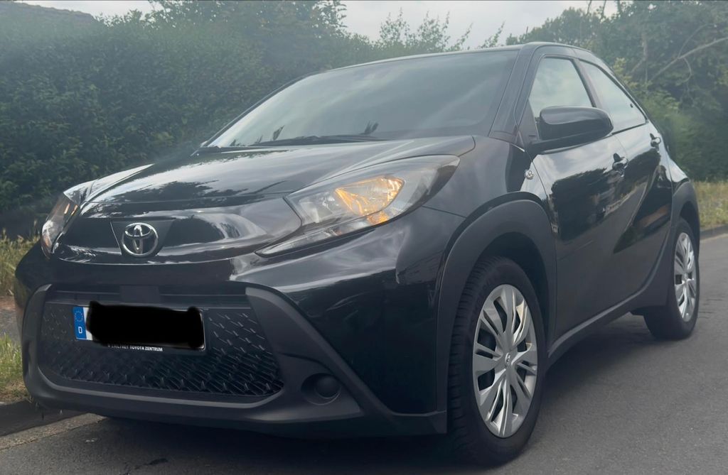 Image of Toyota Aygo (X)