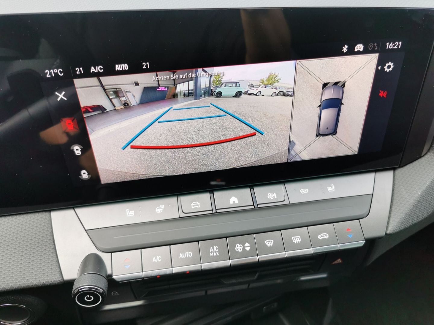 Fahrzeugabbildung Opel Astra Ultimate HUD Panorama Navi Memory Sitz SHZ