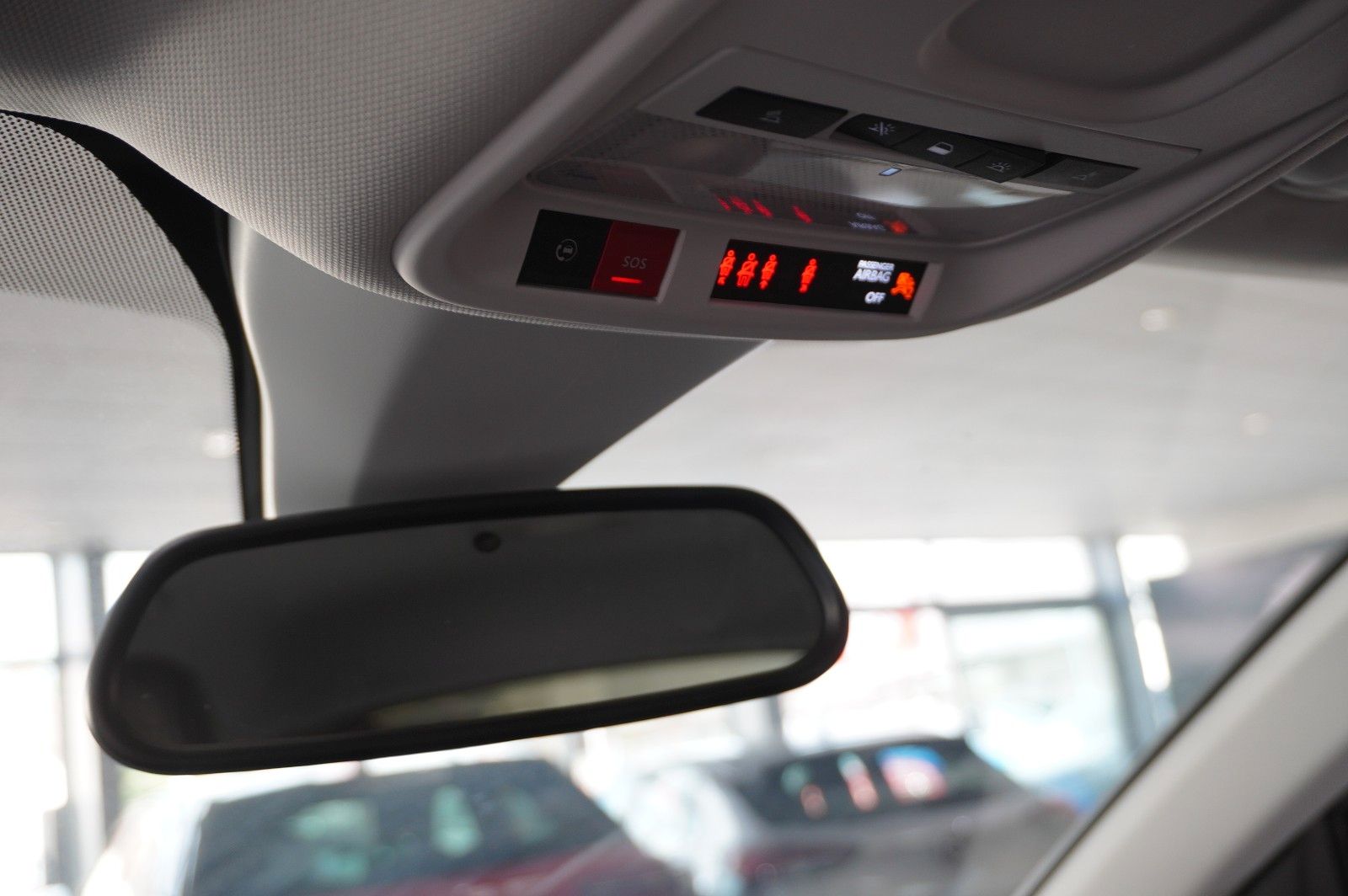 Fahrzeugabbildung Opel Grandland (X) 1.2T GS SPORT NAVI/LED/VIRT./DAB+