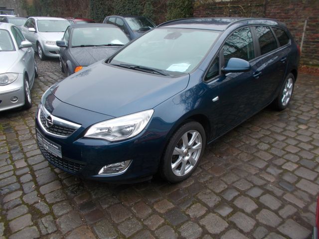 Opel Astra J Sports Tourer Design Edition