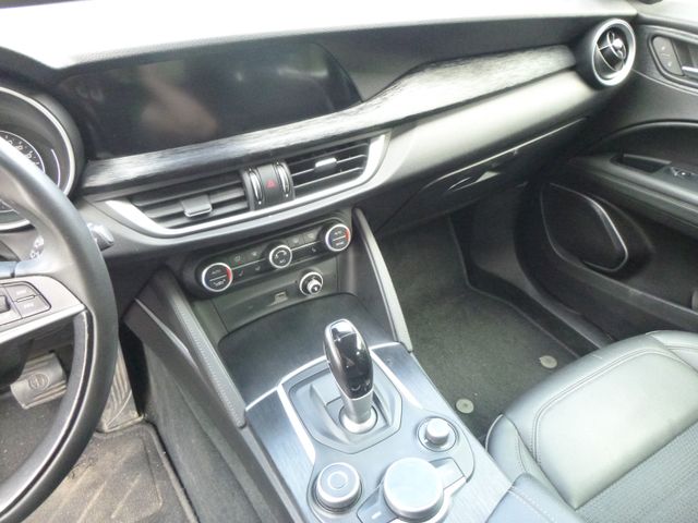 Stelvio Super 2.2 Diesel Automatik