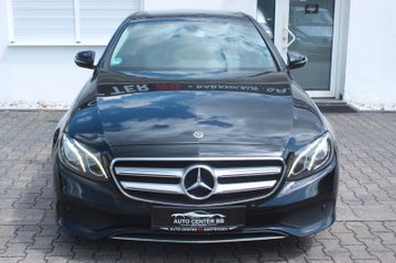 Mercedes E 220 - 12