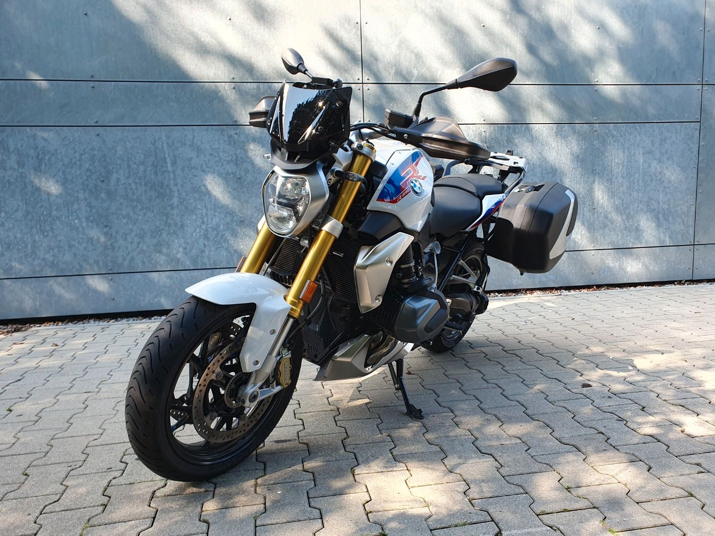 Fahrzeugabbildung BMW R 1250 R Style HP 3 Pakete