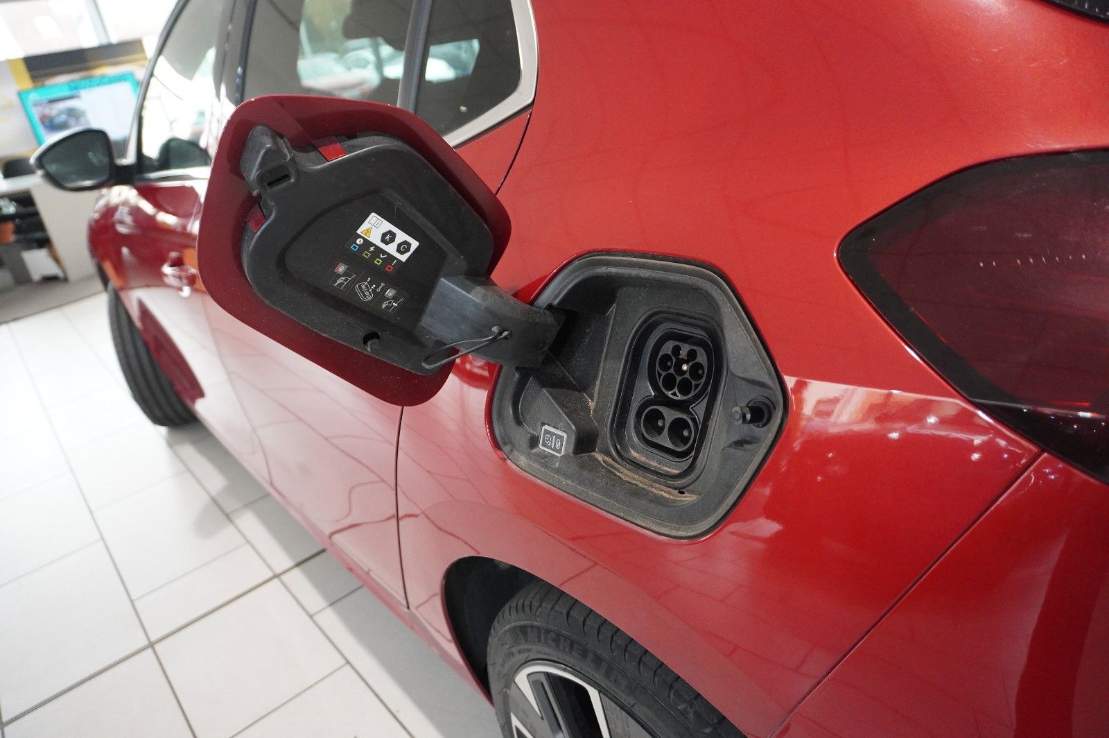 Fahrzeugabbildung Opel Corsa-e F GS SPORT 1-PHASIG NAVI/LED/KAMERA/DAB+