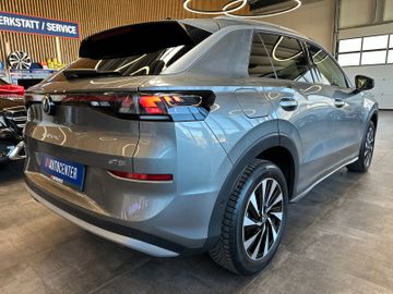 MYAUTOCENTER – Gebraucht- und Jahreswagen mit Werkstattservice in Pfaffenhofen Volkswagen T-Roc Style *1.HAND*19%MWST*ALCANTARA*CARPLAY*