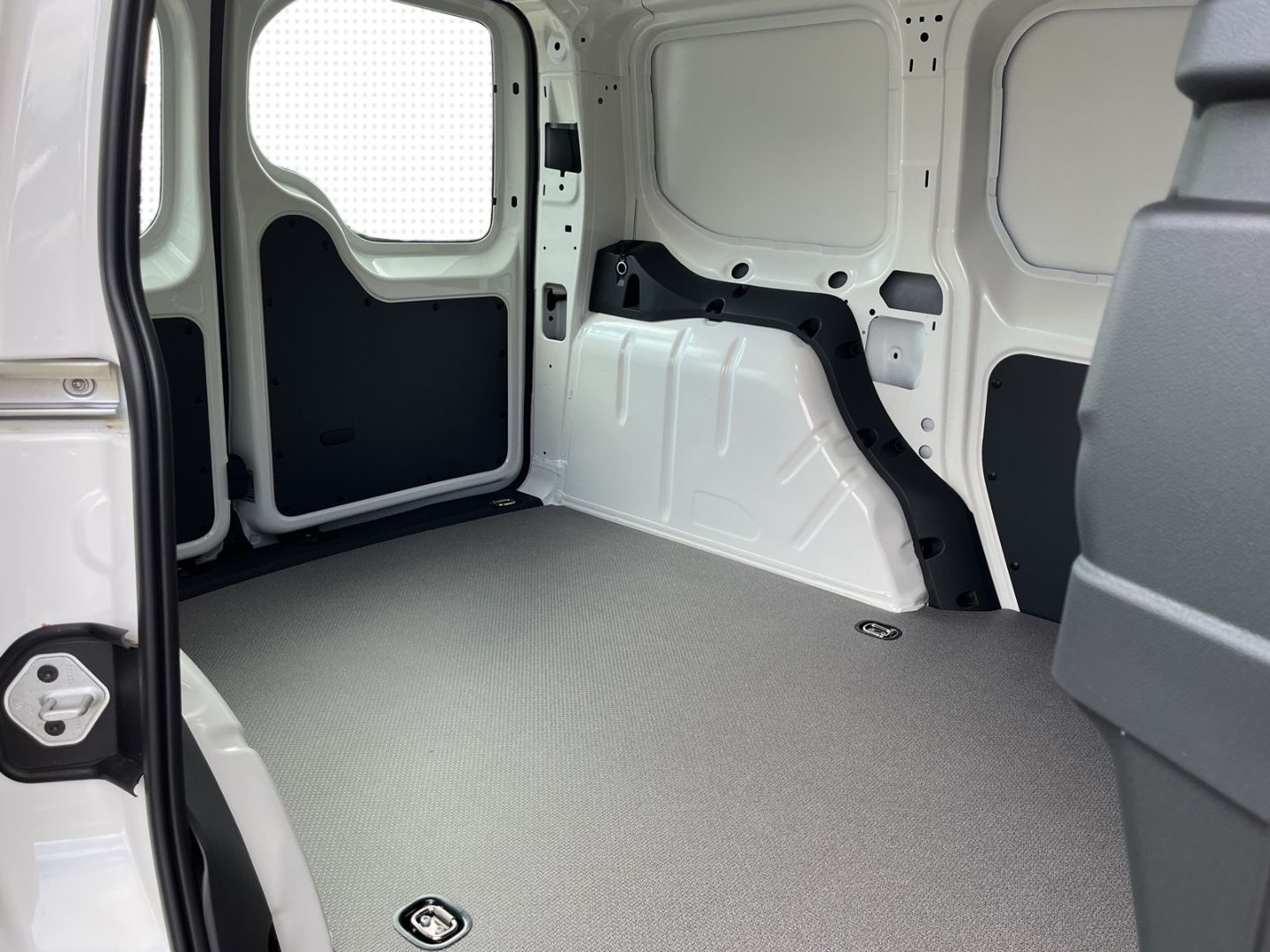 Volkswagen Caddy - Bild 9