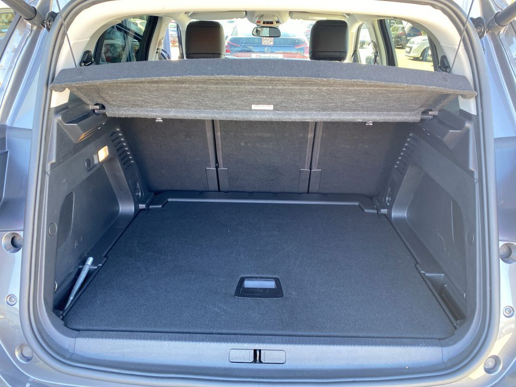 Fahrzeugabbildung Citroën C5 Aircross Hybrid 145 Automatik MAX *Allwetter*