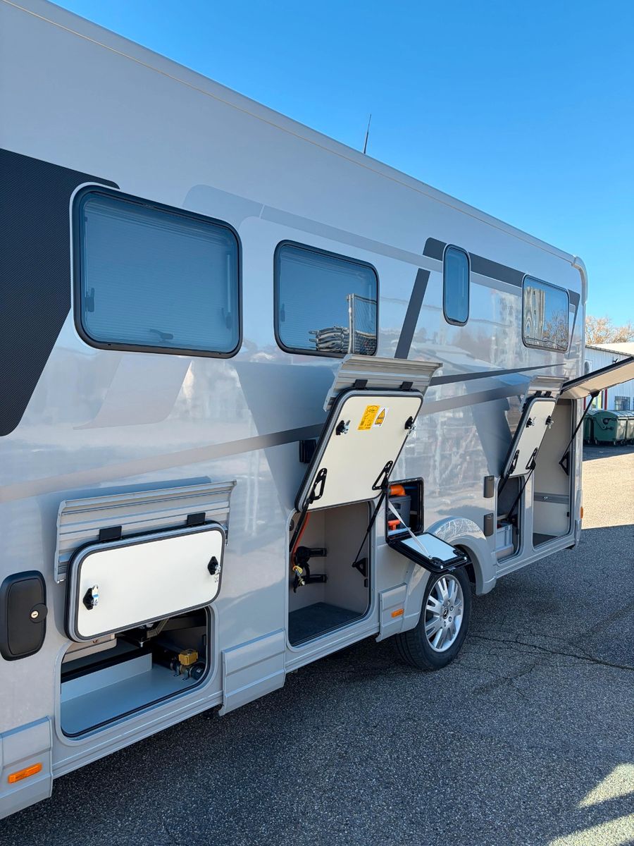 Fahrzeugabbildung Eura Mobil Integra Line 726 EF GT