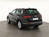 Volkswagen Tiguan 2.0 TDI Life 4Motion AHK ACC LED Navi DAB - Volkswagen Tiguan mit Diesel-Antrieb
