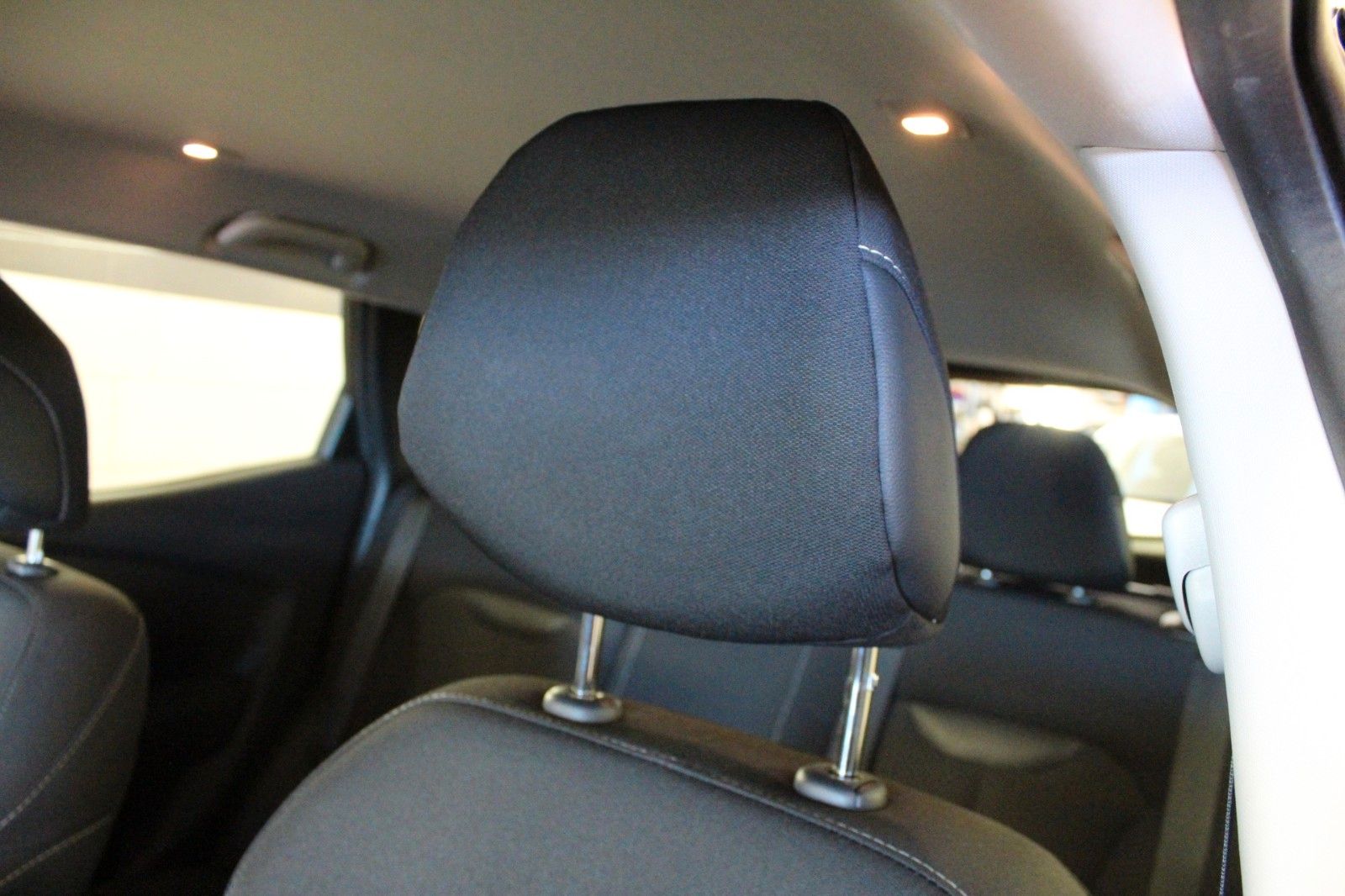 Fahrzeugabbildung Renault Kadjar TCe 140 EDC R-Link*Sitzhzg*AHK